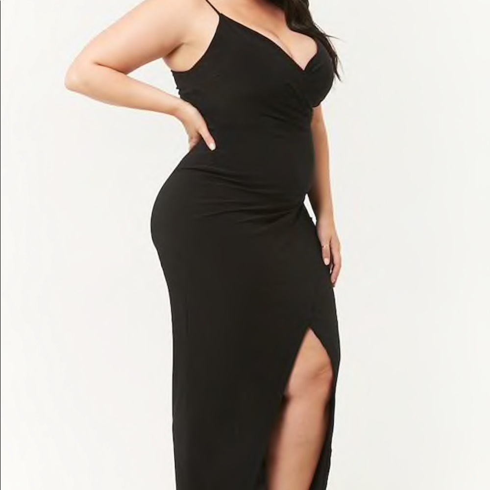Plus sized ruched high-low dress ✨